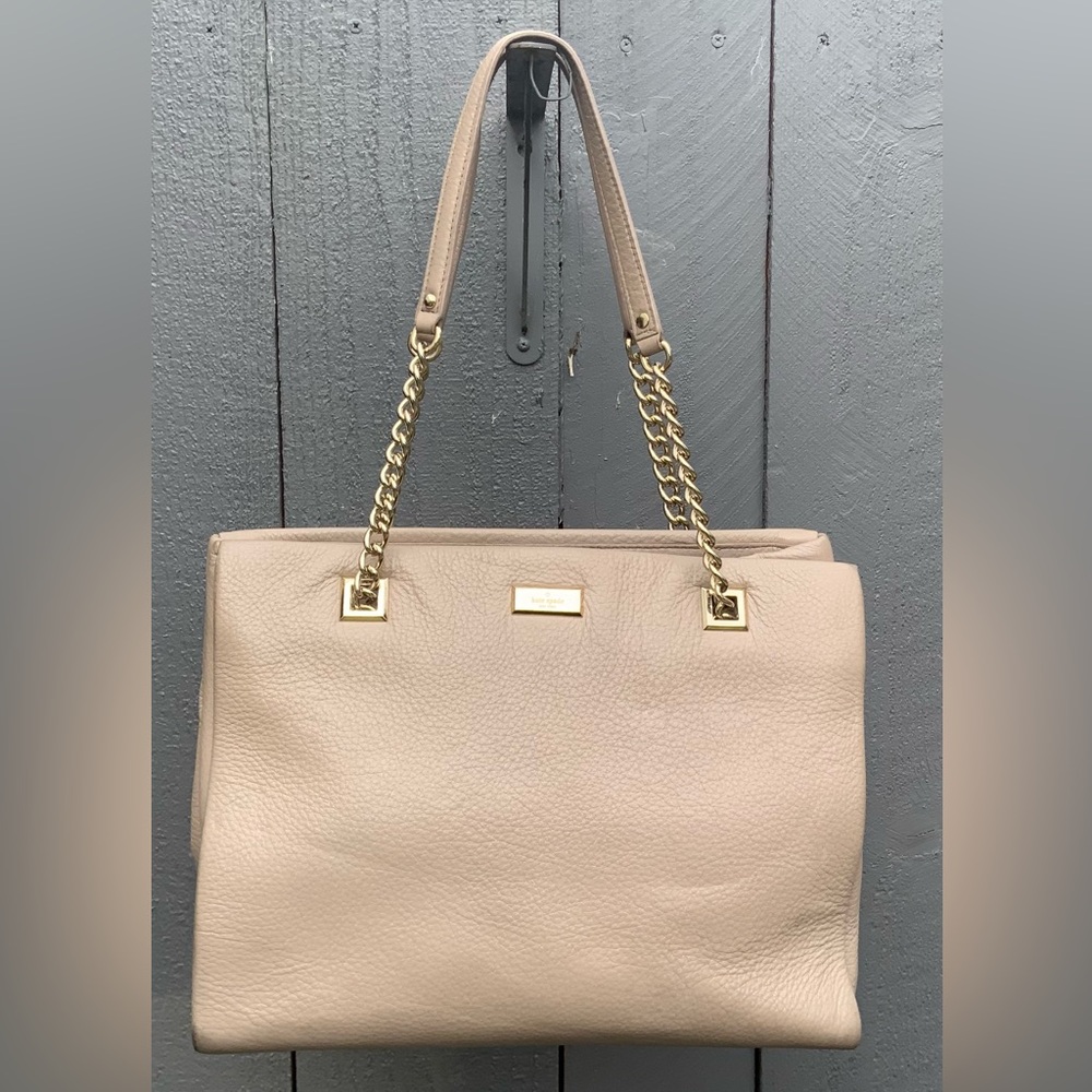 kate spade beige tote with gold chain straps
